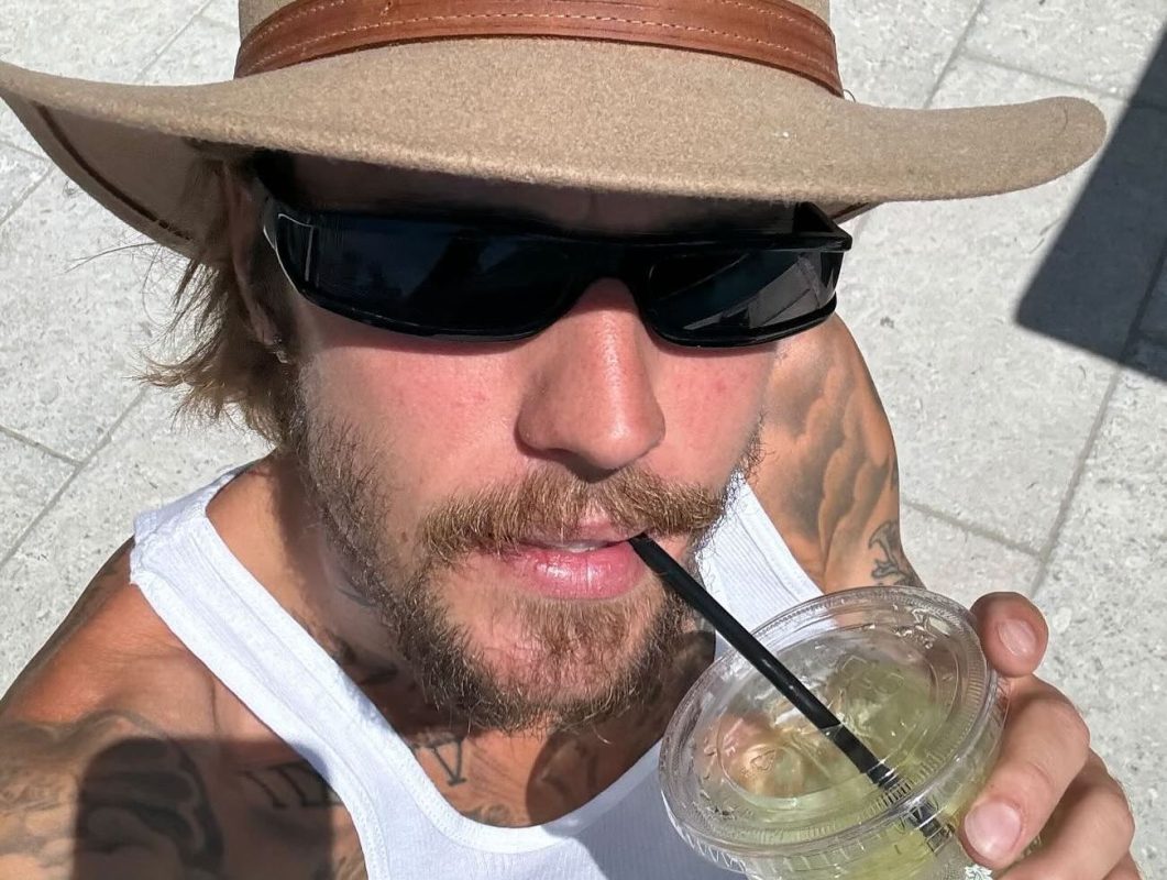 Justin Bieber: H απάντηση στις φήμες για χρήση ναρκωτικών μετά τις εμφανίσεις σε κακό χάλι
