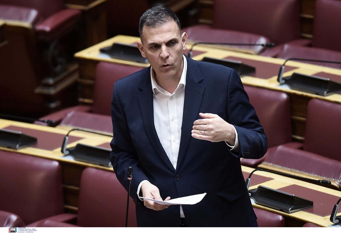 Καραμέρος στον Realfm 97,8: «Εδώ έχουμε μία ιστορική κινητοποίηση που ξεπερνά τα κόμματα» – Τι είπε για το ΠΑΣΟΚ