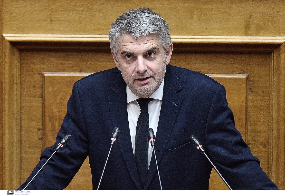 «Άδειασμα» Κωνσταντινόπουλου σε Ανδρουλάκη: «Εμπιστεύουμαι τη Δικαιοσύνη»