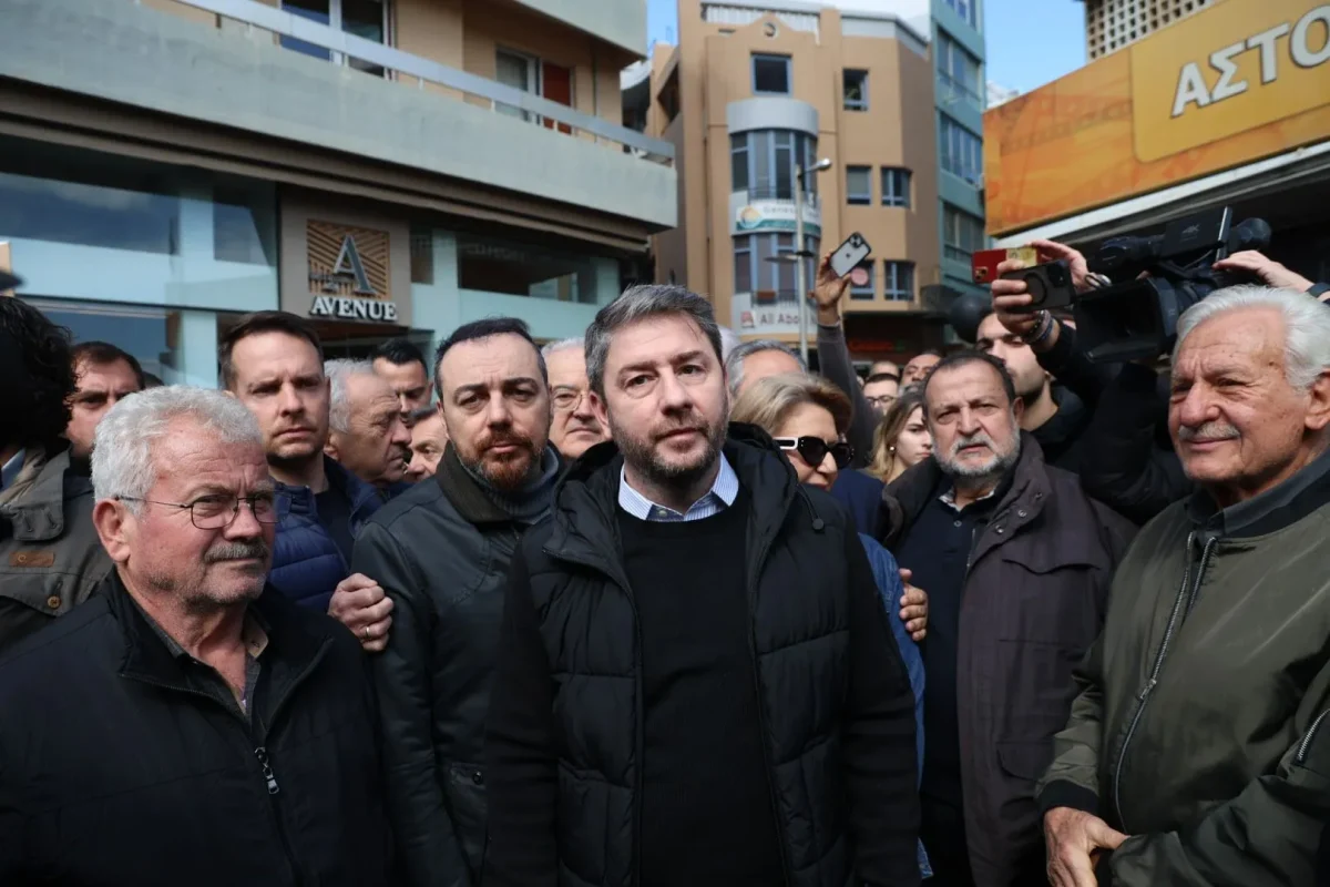 Ανδρουλάκης για Τέμπη: Ο ελληνικός λαός στέκεται δίπλα στις οικογένειες απαιτώντας δικαιοσύνη και αλήθεια