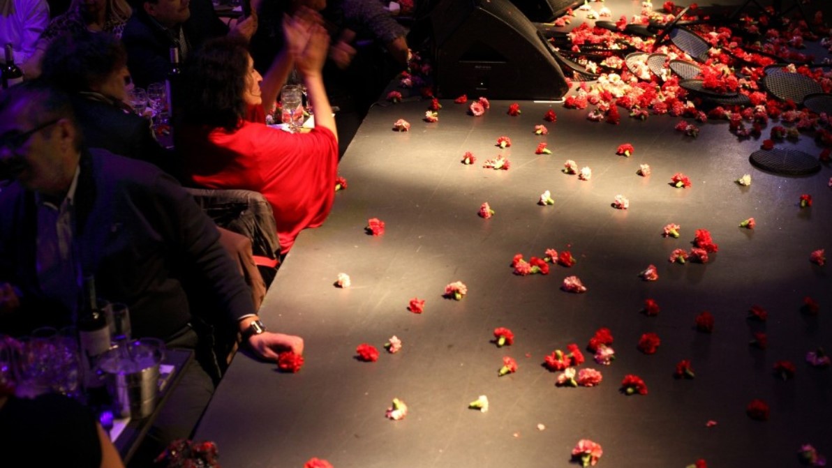 Τι δηλώνει το περιβάλλον του τραγουδιστή για τις επικείμενες καταγγελίες περί ασέλγειας