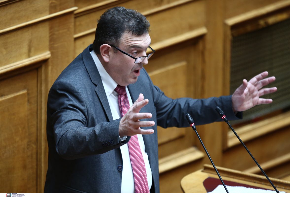 Νίκος Παπαδόπουλος: Ποιος είναι ο βουλευτής που τα έκανε λίμπα στην Εθνική Πινακοθήκη