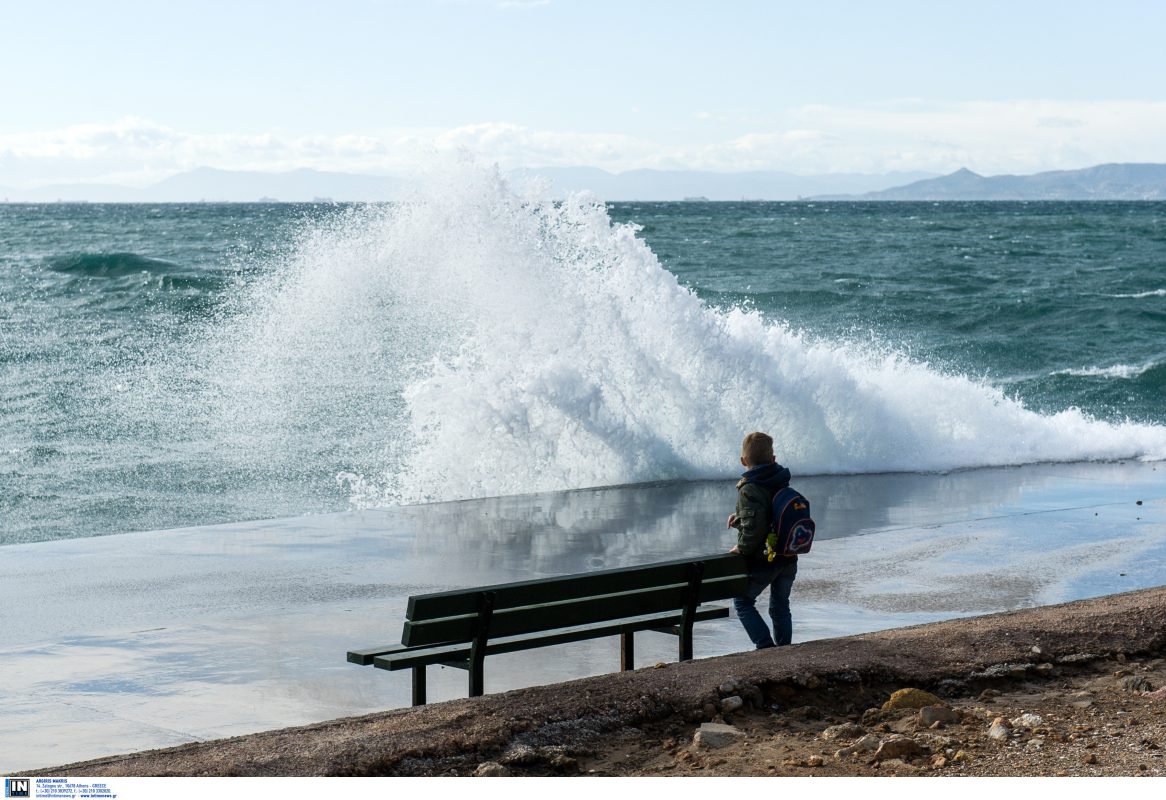 Καιρός: Πτώση της θερμοκρασίας και θυελλώδεις άνεμοι – Η πρόγνωση της εβδομάδας