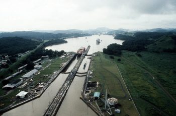 Παναμάς: Έσοδα σχεδόν 3 δισ. δολαρίων από τη Διώρυγα το 2025