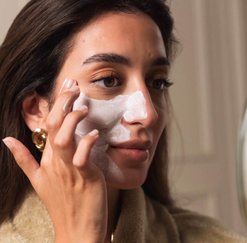 Διπλή ενυδάτωση: Αυτή είναι η νέα τάση που χαρίζει λαμπερή επιδερμίδα