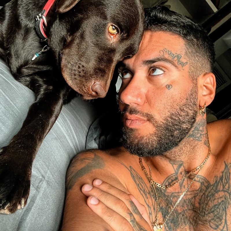 Mente Fuerte: Δείχνει πώς ήταν το σώμα του πριν χάσει 60 κιλά