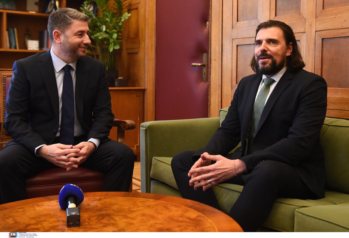 ΠΑΠΠΑΣ ΠΕΤΡΟΣ ΠΑΣΟΚ