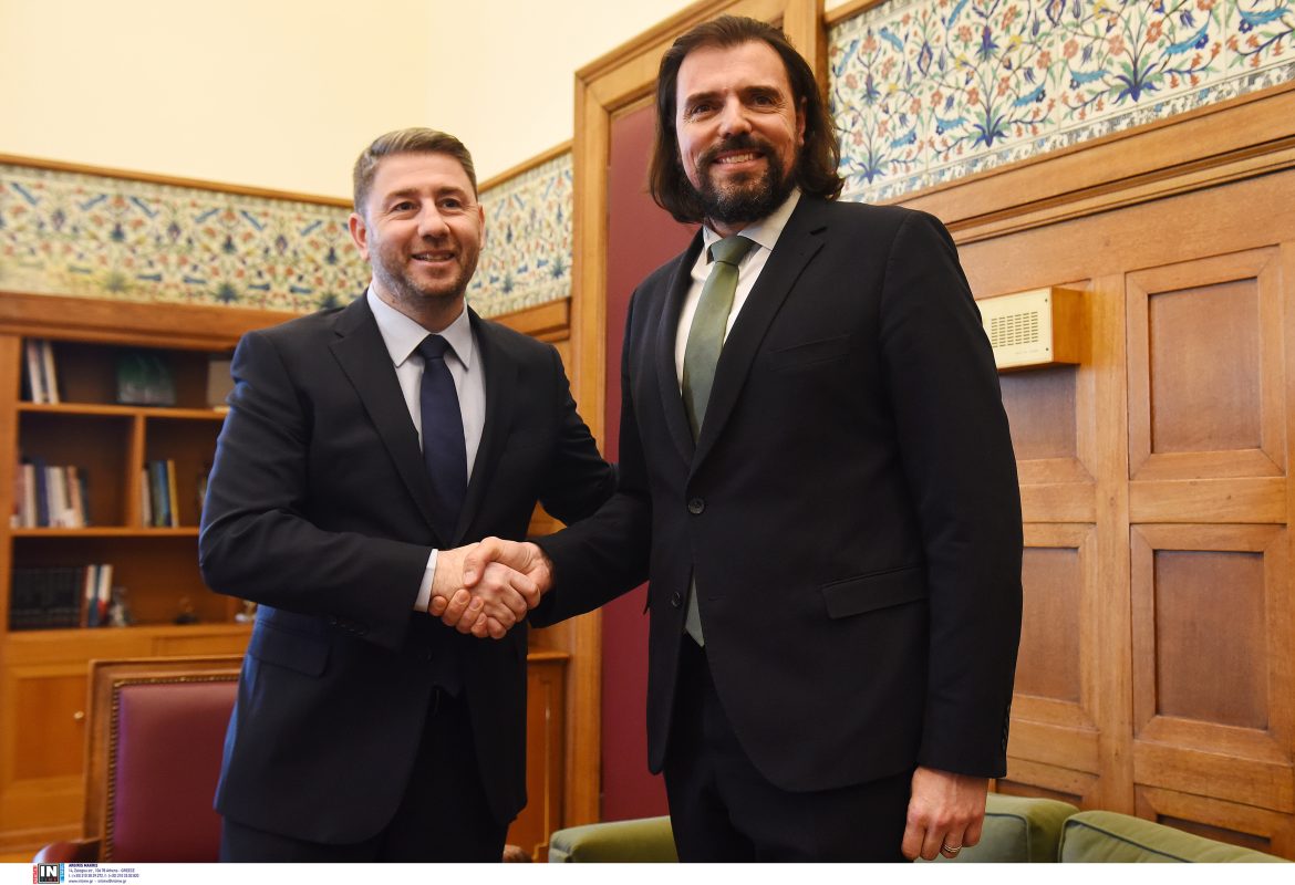 Πέτρος Παππάς: Προσχώρησε στην Κοινοβουλευτική Ομάδα του ΠΑΣΟΚ