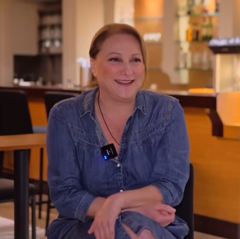 Ρένια Λουιζίδου: Αποκαλύπτει τι έψαξε στο ίντερνετ το τελευταίο διάστημα – «Είναι ντροπή…»