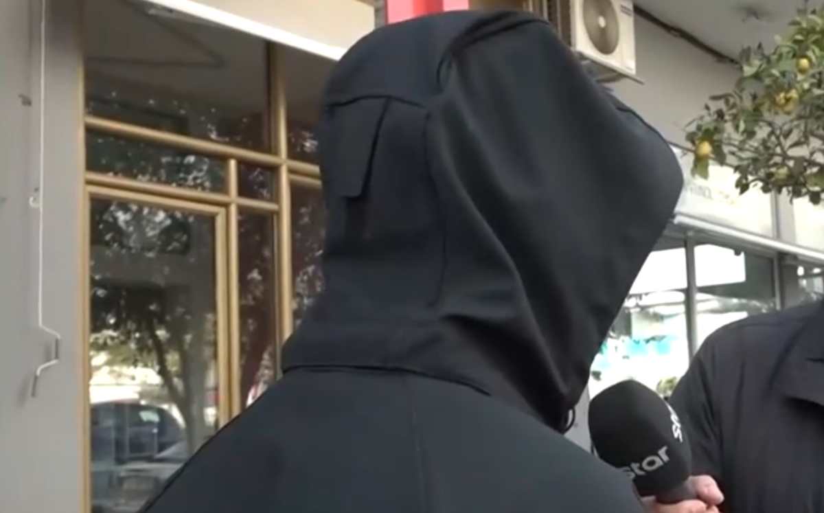 Συμμορία ανηλίκων λήστεψε 17χρονους – «Μου έβαλαν το μαχαίρι στο λαιμό»