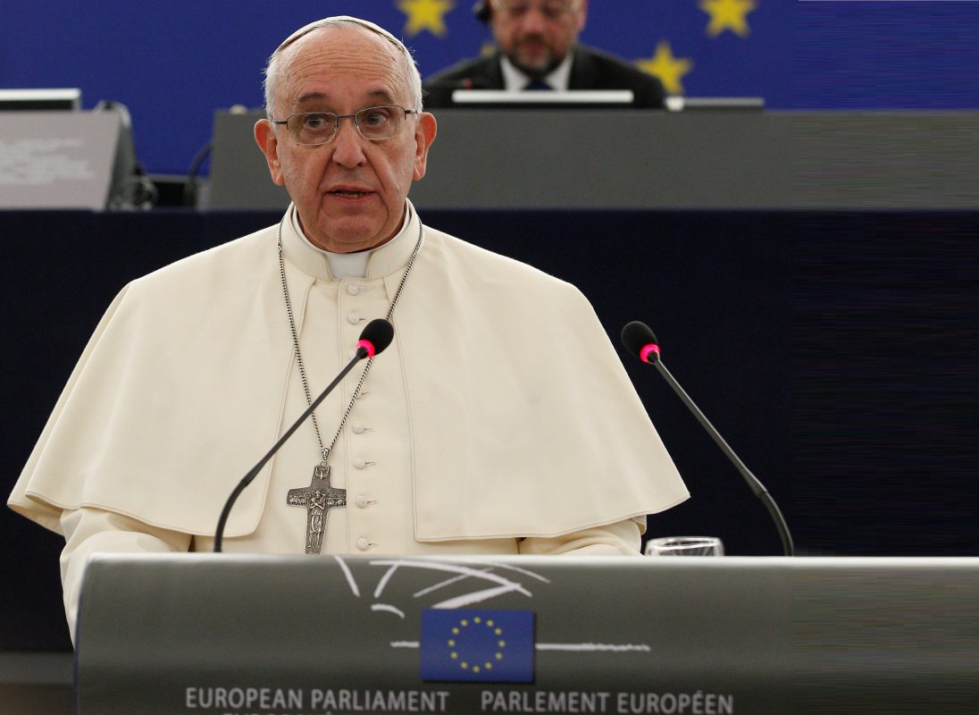 Συλλυπητήρια μηνύματα από τους προέδρους των οργάνων της ΕΕ για τον θάνατο του Πάπα Φραγκίσκου