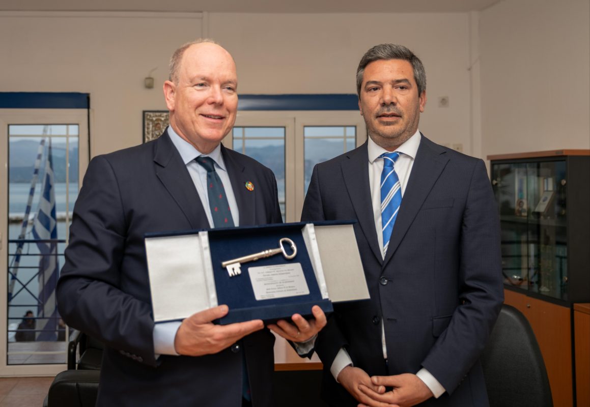 Επίτιμος δημότης Ελαφονήσου ο πρίγκιπας Αλβέρτος του Μονακό