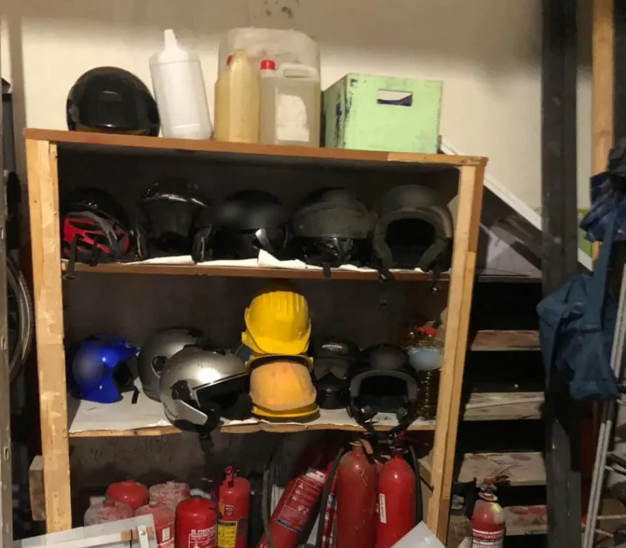 Ηράκλειο: Εκκενώθηκε κτίριο που τελούσε υπό κατάληψη – Έξι συλλήψεις και τρεις προσαγωγές – Τι εντόπισαν οι Αρχές