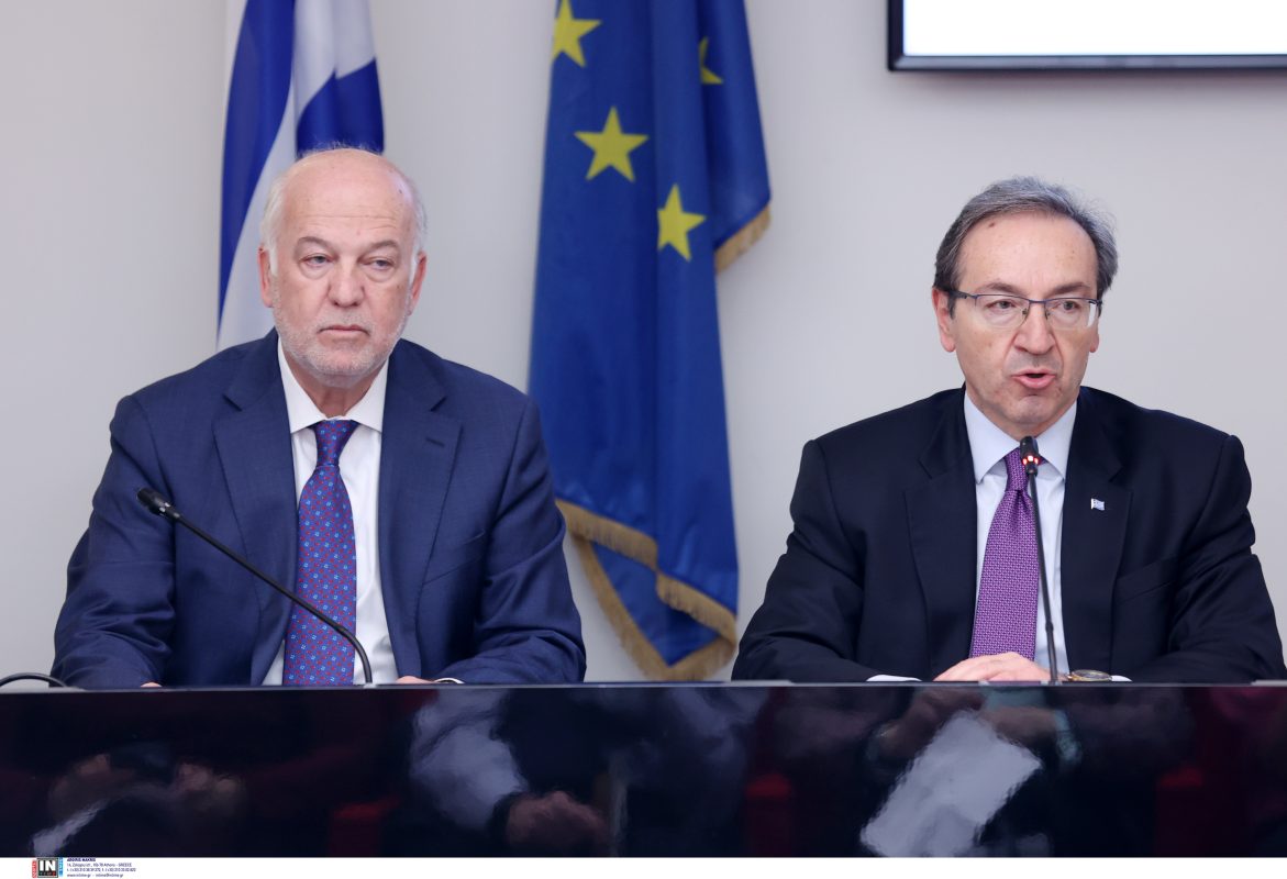 Φλωρίδης: «Φρένο» στην παρένθετη μητρότητα για τα ομόφυλα ζευγάρια