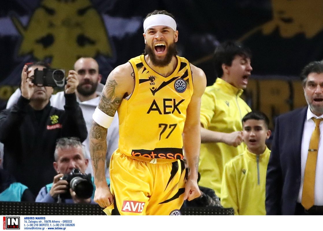 Champions League-Μπάσκετ: Με υπογραφή Χέιλ η ΑΕΚ έκανε το πρώτο βήμα για το Final Four, 76-69 τη Ναντέρ