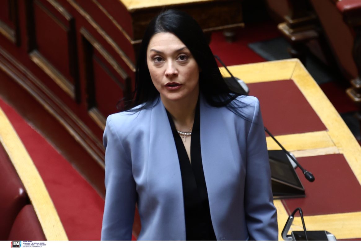 Γιαννακοπούλου στον Realfm 97,8: Το ΠΑΣΟΚ είναι ένα ζωηρό κόμμα – Όσα ακούγονται είναι τρικυμία σε ποτήρι