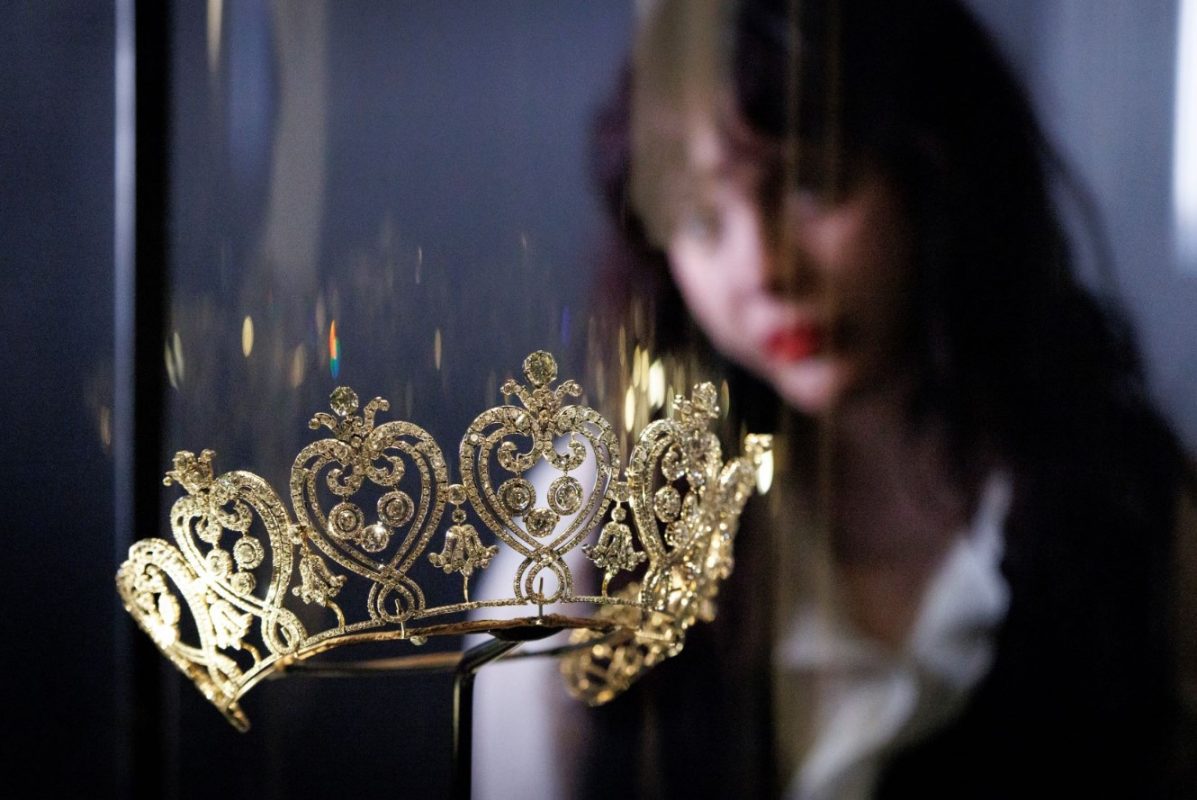 Περισσότερα από 350 αντικείμενα στην έκθεση «Cartier» στο Μουσείο V&A