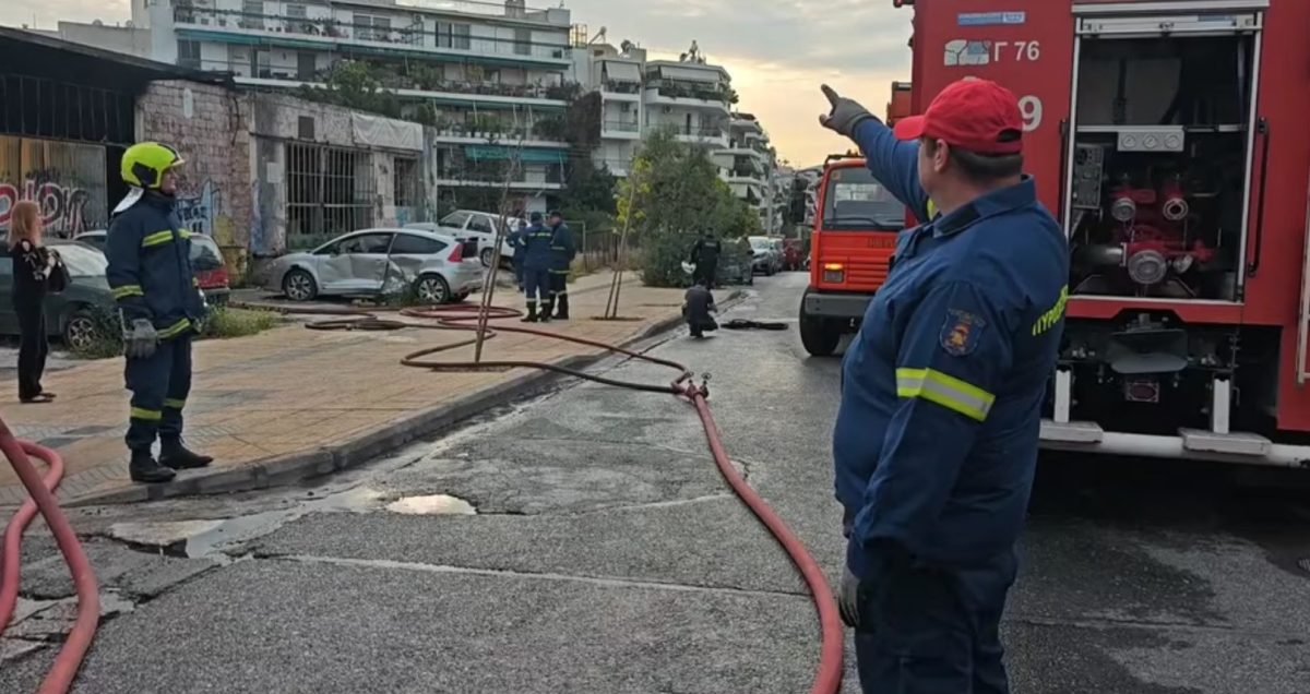 Φωτιά σε αποθήκη στη Ριζούπολη – ΒΙΝΤΕΟ