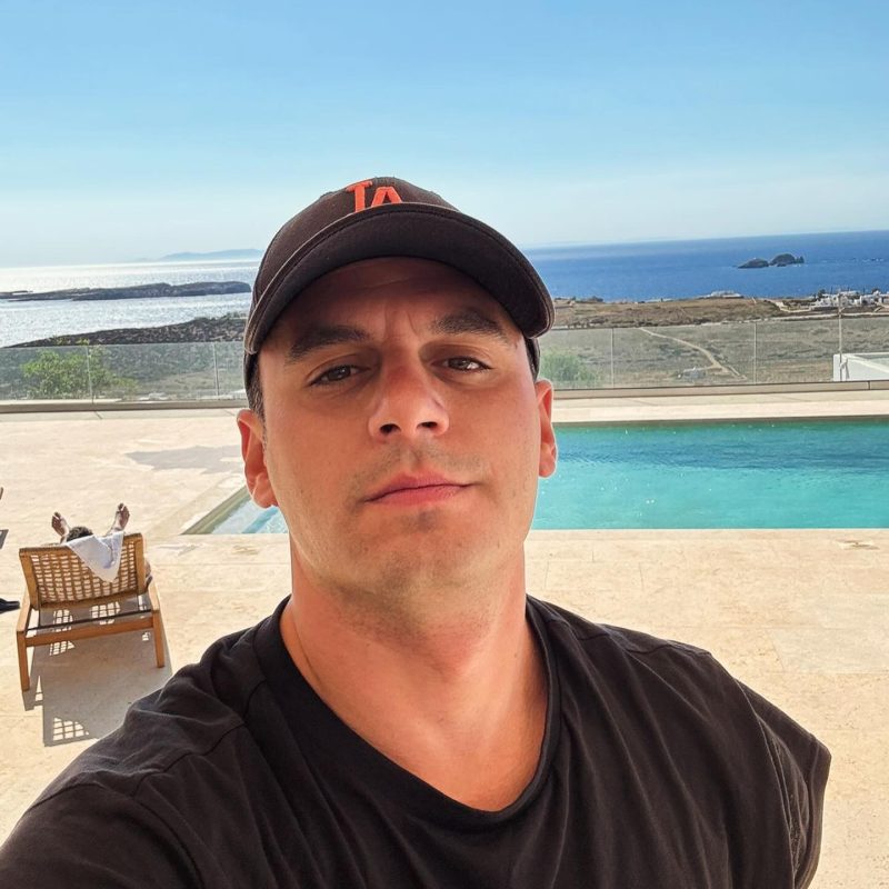 Παναγιώτης Κουτσουμπής: Βουτιές στην Πάρο χωρίς την Κατερίνα Καινούργιου