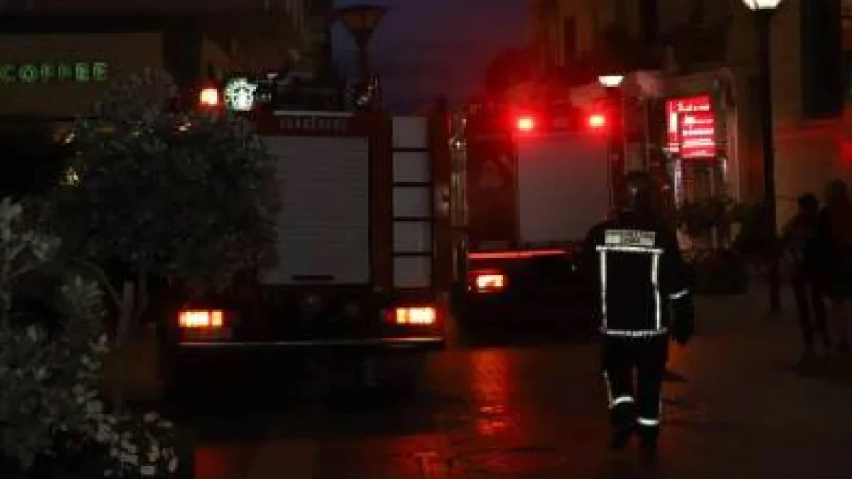 Στο νοσοκομείο 19χρονος που έπεσε από το μπαλκόνι του σπιτιού του στη Χερσόνησο