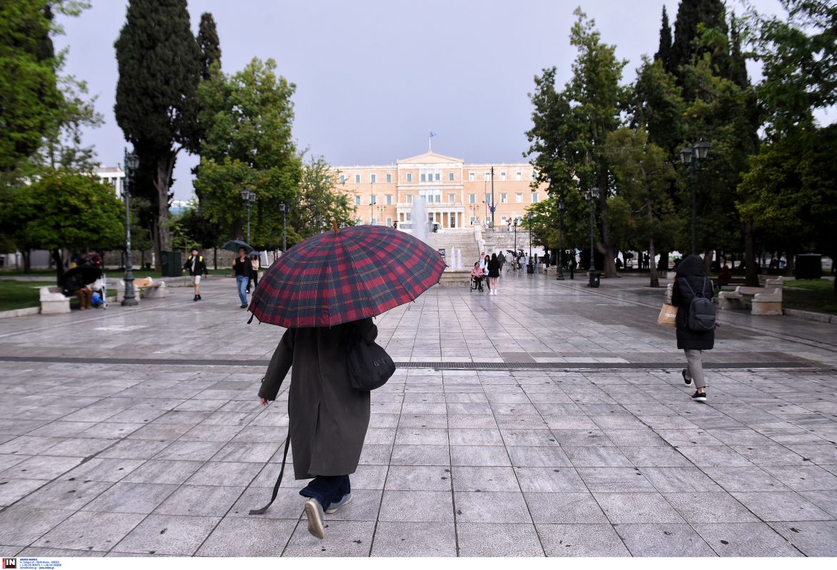 Άστατος καιρός με βροχές και καταιγίδες – Πού θα είναι έντονα τα φαινόμενα
