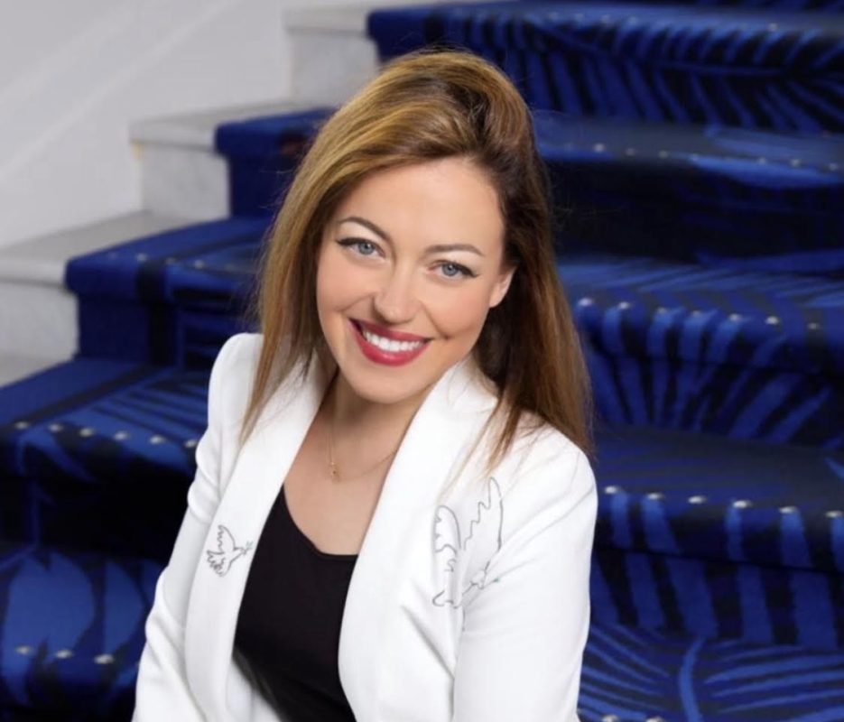 Guila Clara Kessous: Συνείδηση ​​της Ειρήνης στο κόκκινο χαλί