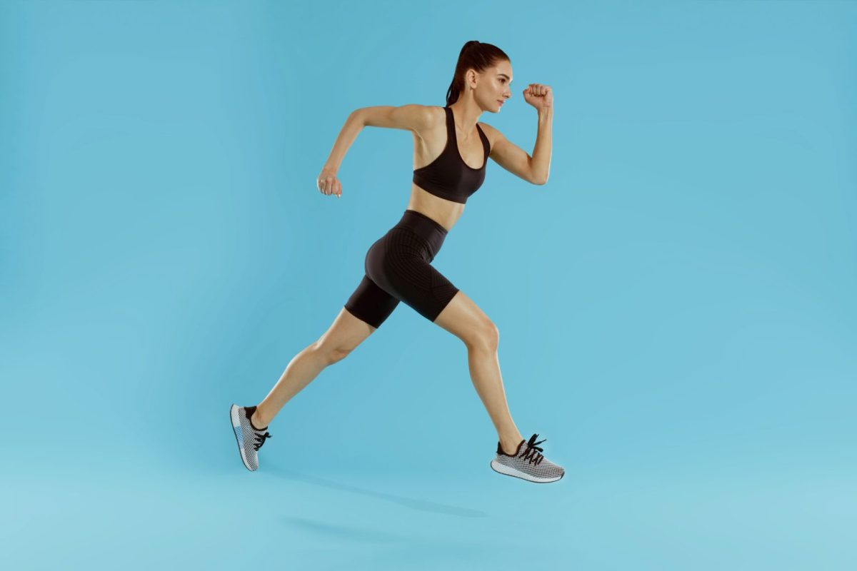 Γιαπωνέζικο περπάτημα: Το κόλπο των 30 λεπτών που μπορεί να σας κάνει να φαίνεστε πιο γυμνασμένοι, αδύνατοι και 10 χρόνια νεότεροι