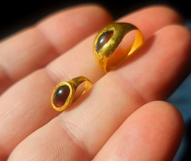 χρυσή παιδική βέρα ηλικίας περίπου 2.300 ετών εντοπίστηκε στην Πόλη του Δαβίδ