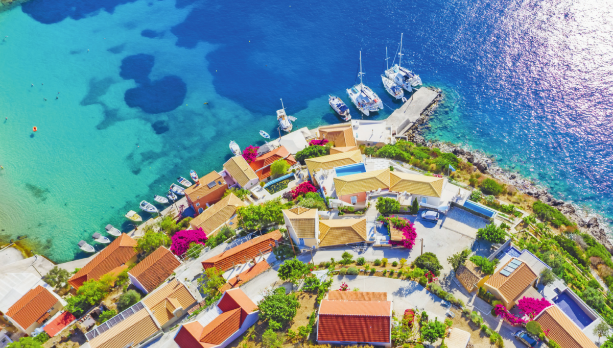 Το προφίλ των ξένων που αγοράζουν εξοχικές κατοικίες