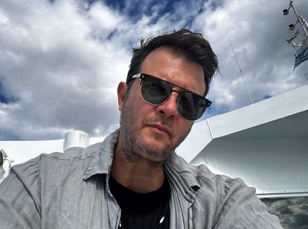 Λάμπης Λιβιεράτος: Συγκλονίζει για τη μάχη με την κατάθλιψη – «Υπάρχουν πολλά σωσίβια για να πιαστείς και να μην πνιγείς»