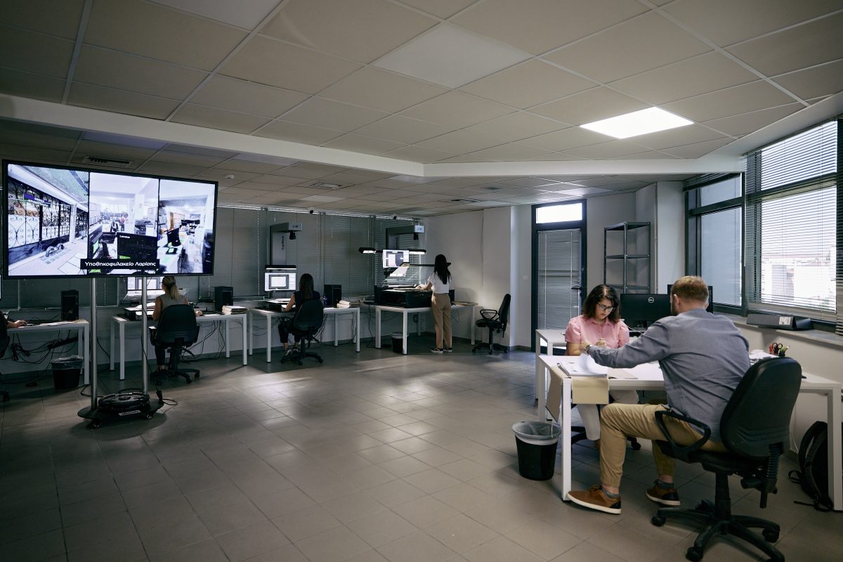 Τέσσερα fake news και τέσσερις αλήθειες για το νέο νομοσχέδιο του υπουργείου Εργασίας