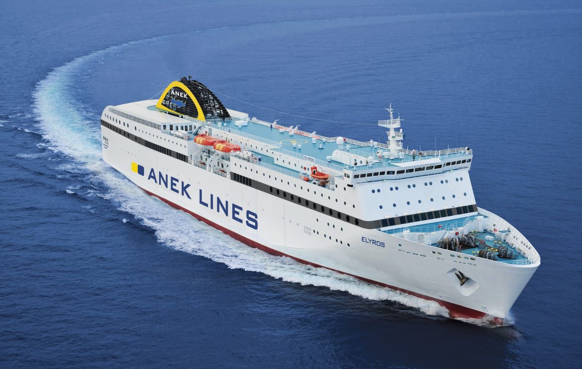 Η ΑΝΕΚ LINES σε ταξιδεύει με τον αέρα του τόπου της
