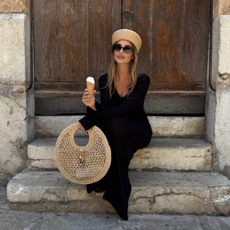 Καλοκαιρινές Τάσεις 2025: Τα αξεσουάρ που θα κάνουν τη διαφορά στο στιλ μας