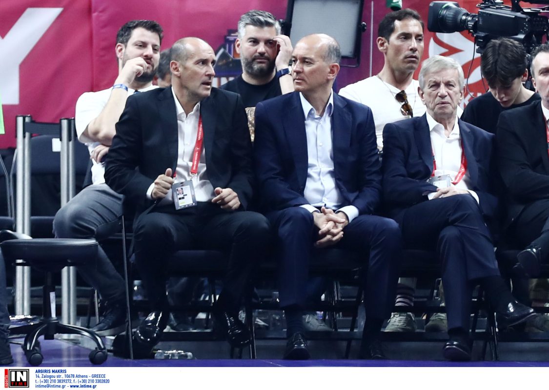 Ολυμπιακός: Η ΚΑΕ και πρόεδροί της ούτε απειλούν παιδιά, ούτε κάνουν ψευδείς μηνύσεις – Τι συνέβη με τον Γ. Σκινδήλια