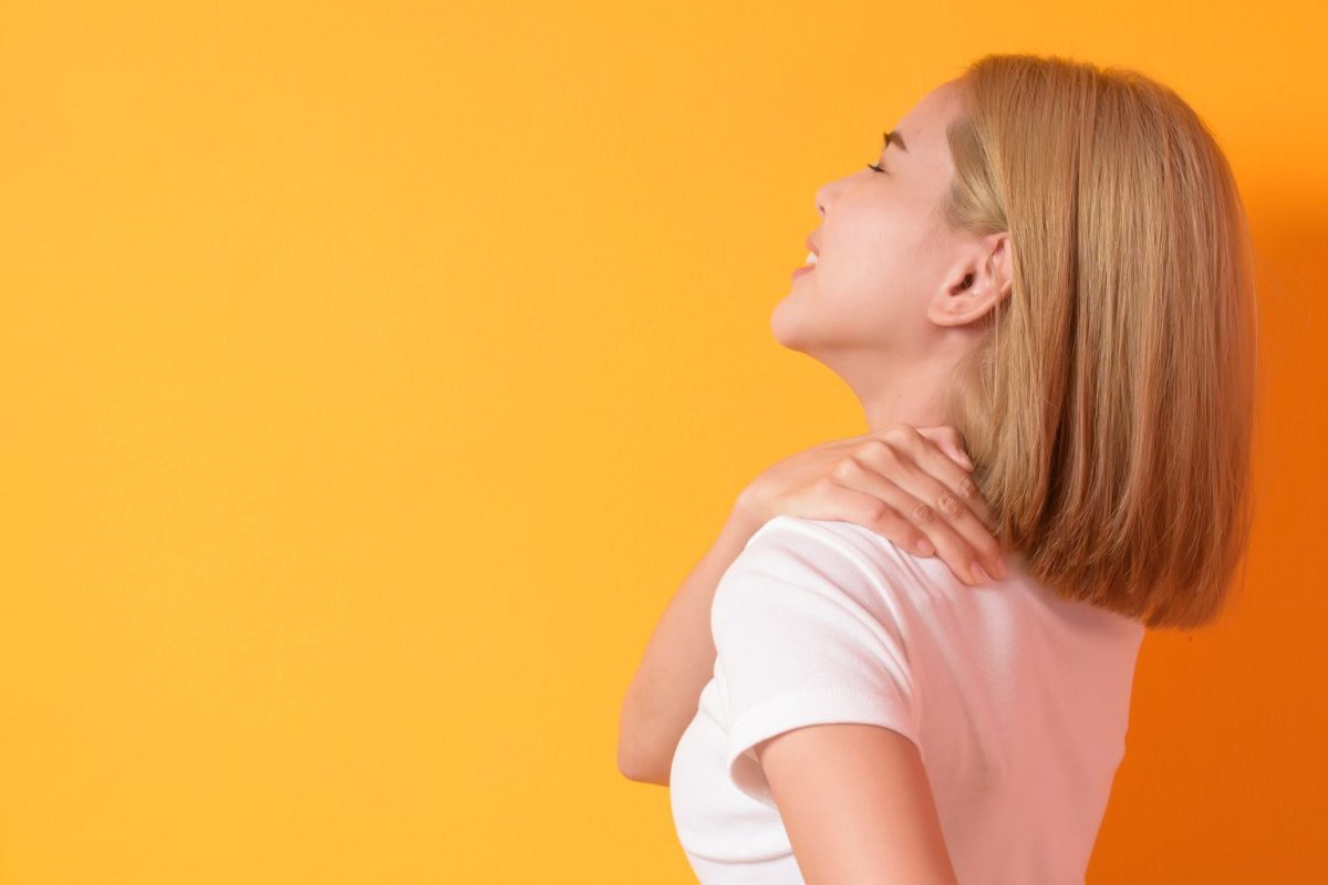 Αυχενικό σύνδρομο από την πολύωρη χρήση ηλεκτρονικών συσκευών: Πρόληψη και αντιμετώπιση