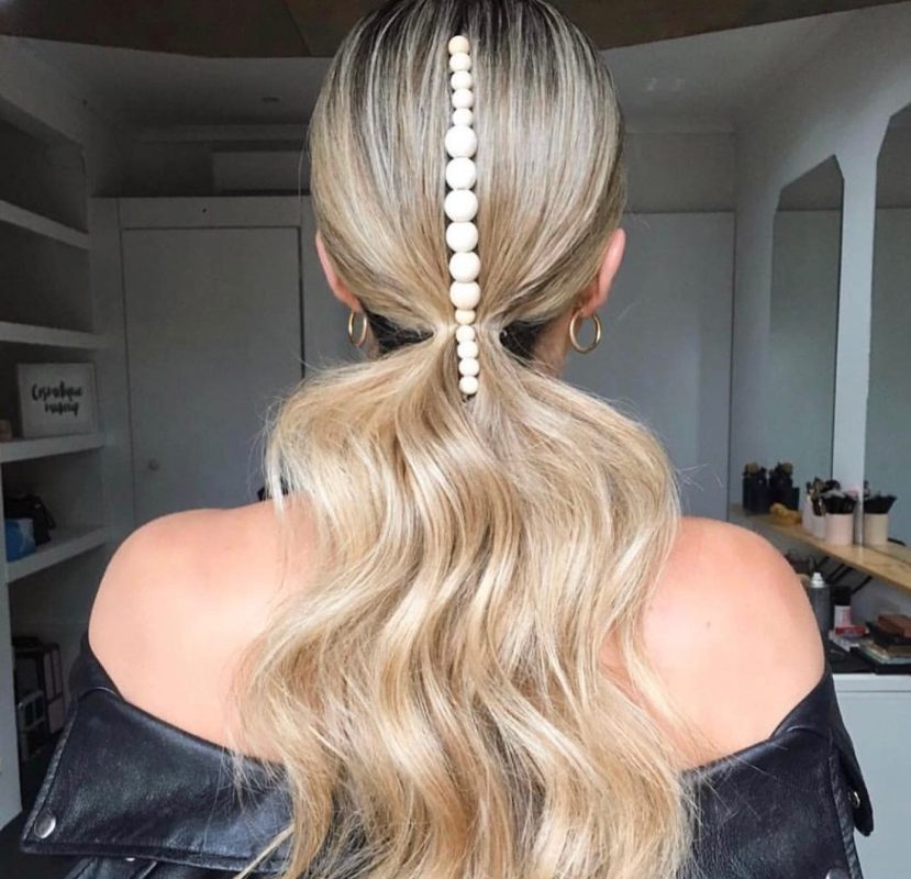 Hair Jewelry: Ποια statement κομμάτια να επιλέξετε για τα μαλλιά σας και πώς να τα εντάξετε στο στιλ σας