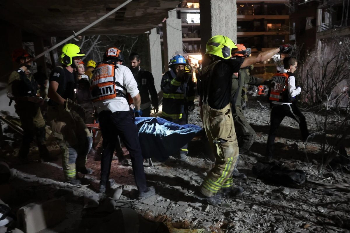 Αντίποινα του Ιράν στο Ισραήλ: Μια νεκρή, δεκάδες τραυματίες, μεγάλες καταστροφές – Βίντεο