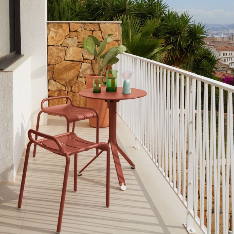 Το φυτό που θα κάνει το μπαλκόνι σας να μοιάζει με νησί