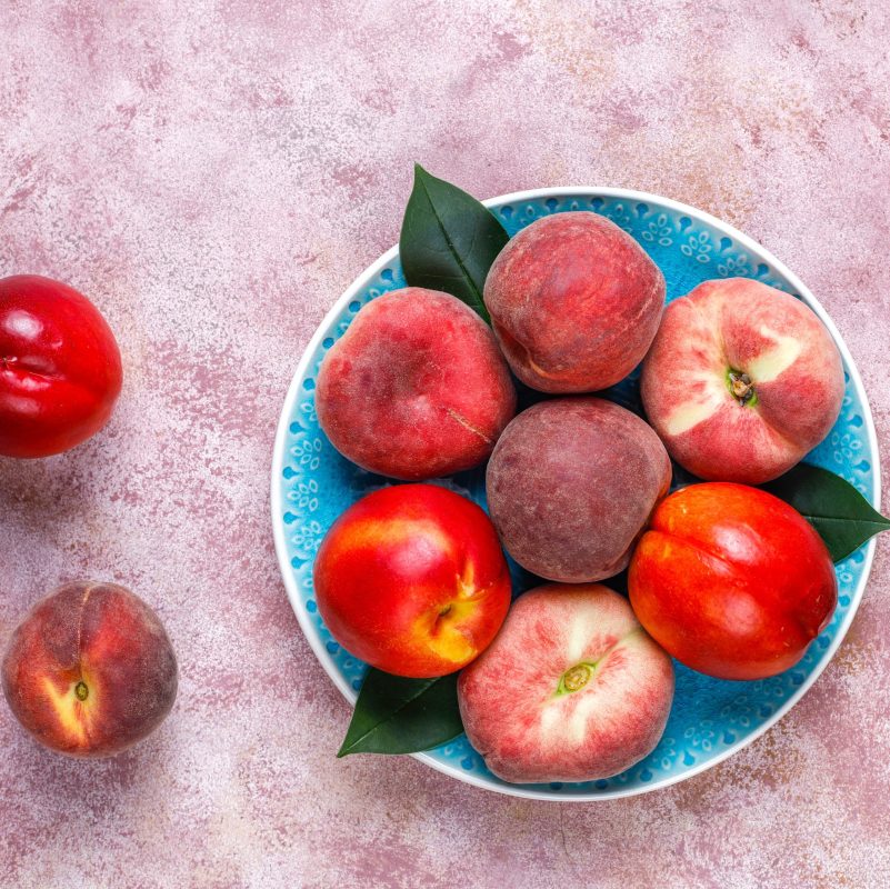 Νεκταρίνια ή ροδάκινα: Ποιο φρούτο είναι καλύτερο για την υγεία σας