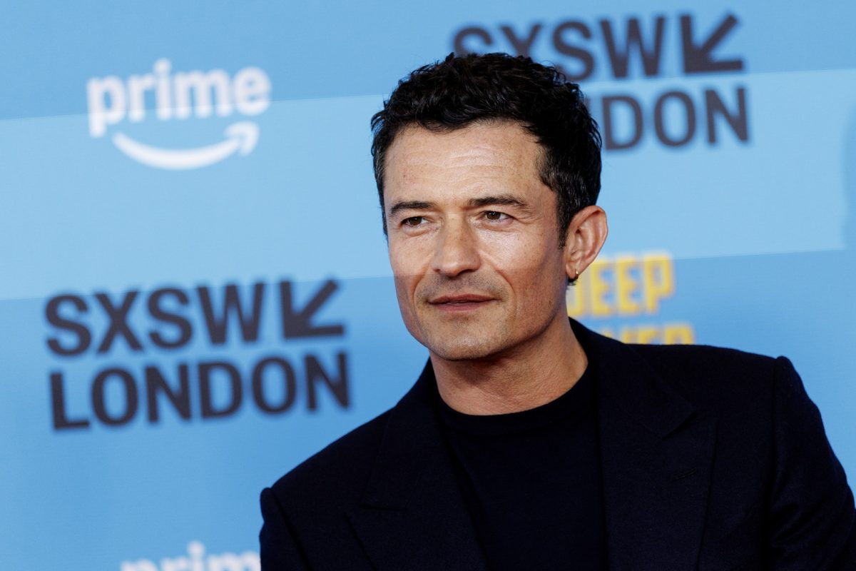 Χαμός με τον Orlando Bloom – Το πρώτο φιλί ως εργένης με την Kim Kardashian