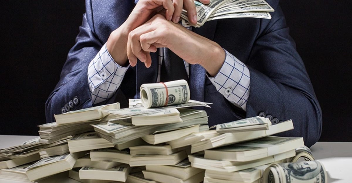 Μελέτη: Ο αριθμός των πλουσίων ποτέ στην ιστορία δεν ήταν τόσο μεγάλος και η περιουσία τους τόσο πολλή