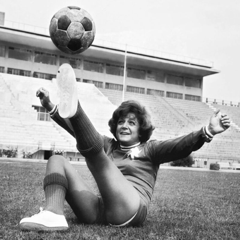 Ρένα Βλαχοπούλου: Η αξέχαστη ηθοποιός όπως δεν την έχετε ξαναδεί – Σπάνια φωτογραφία πριν από 52 χρόνια