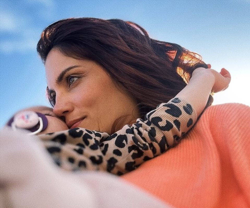 Μαίρη Συνατσάκη: Μαγικές οικογενειακές διακοπές με van