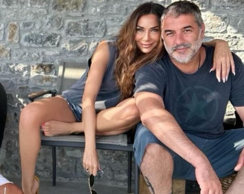Δέσποινα Βανδή – Βασίλης Μπισμπίκης: Πετούν στα σύννεφα για να σμίξουν