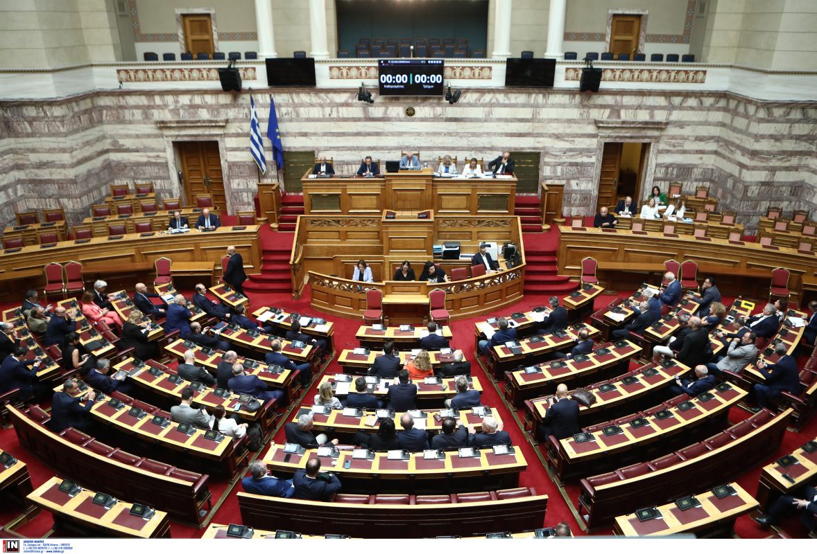 Βουλή: Τι αναφέρουν στα υπομνήματά τους Γιάννης Κεφαλογιάννης και Μιχάλης Παπαδόπουλος