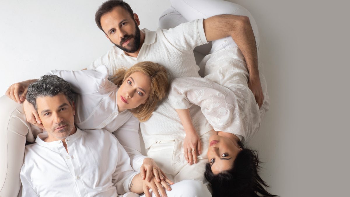 Το «Ψέμα» του Φλοριάν Ζελέρ: Μια τρυφερή κωμωδία στο θέατρο Λαμπέτη