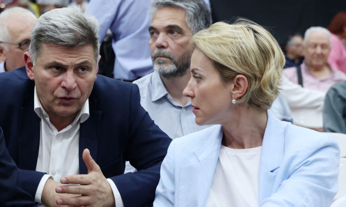 Σκληρή απάντηση ΝΔ στον Φαραντούρη: Για θεσμική κατηφόρα κάνει λόγο η Σδούκου – Για «Νονό εγκληματικής οργάνωσης» μίλησε ο ευρωβουλευτής του ΣΥΡΙΖΑ