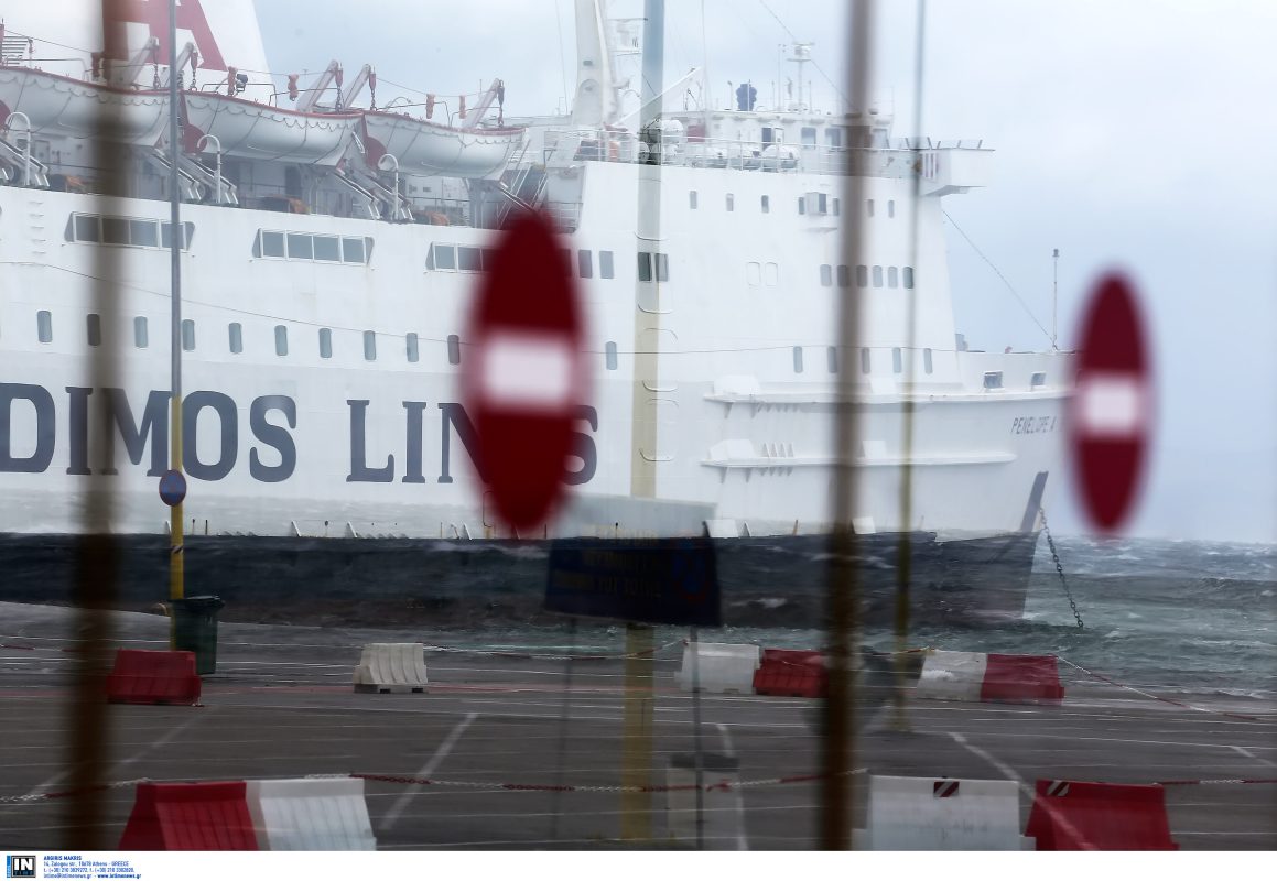 Επανήλθαν οι κατάπλοι στο λιμάνι της Ραφήνας – Κανονικά τα δρομολόγια των πλοίων