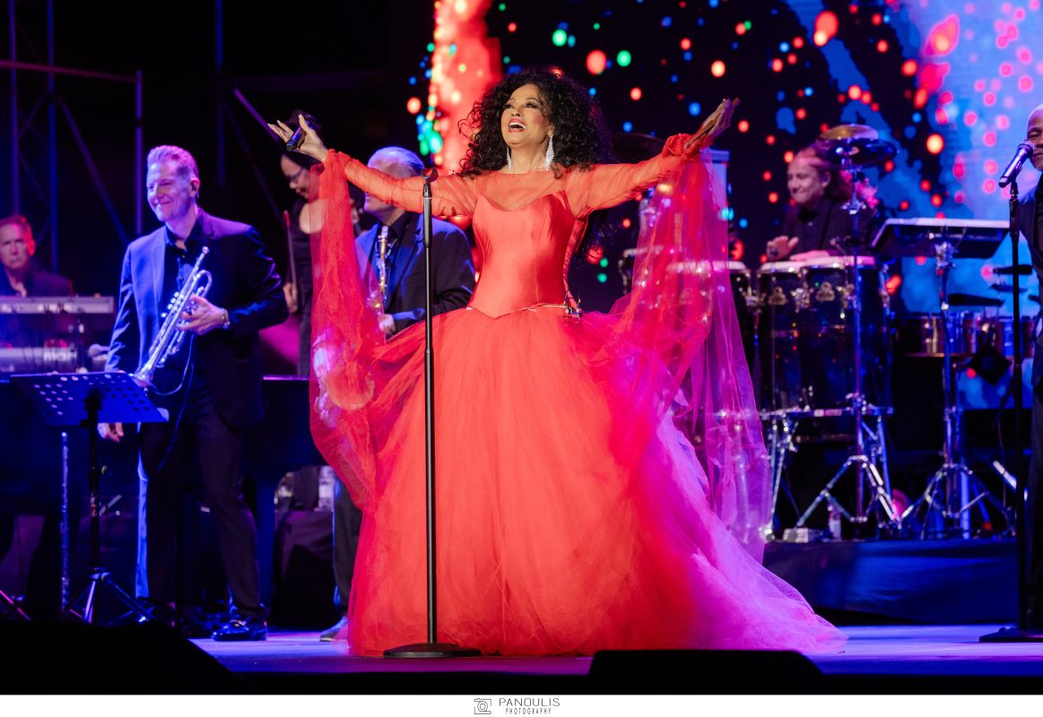 Η Diana Ross μάγεψε το Καλλιμάρμαρο