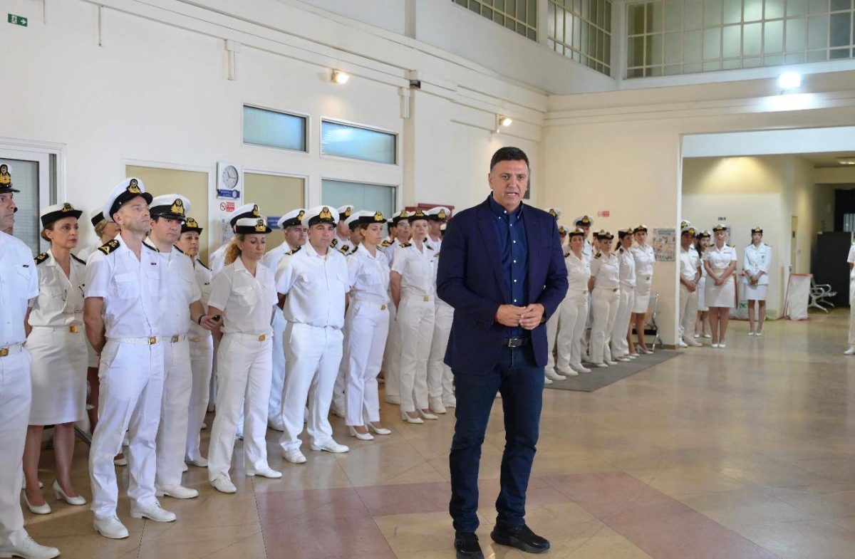 Κικίλιας: «Το λιμάνι του Πειραιά ενισχύεται με άλλους 50 λιμενικούς για την καλύτερη και ασφαλέστερη εξυπηρέτηση των επιβατών»